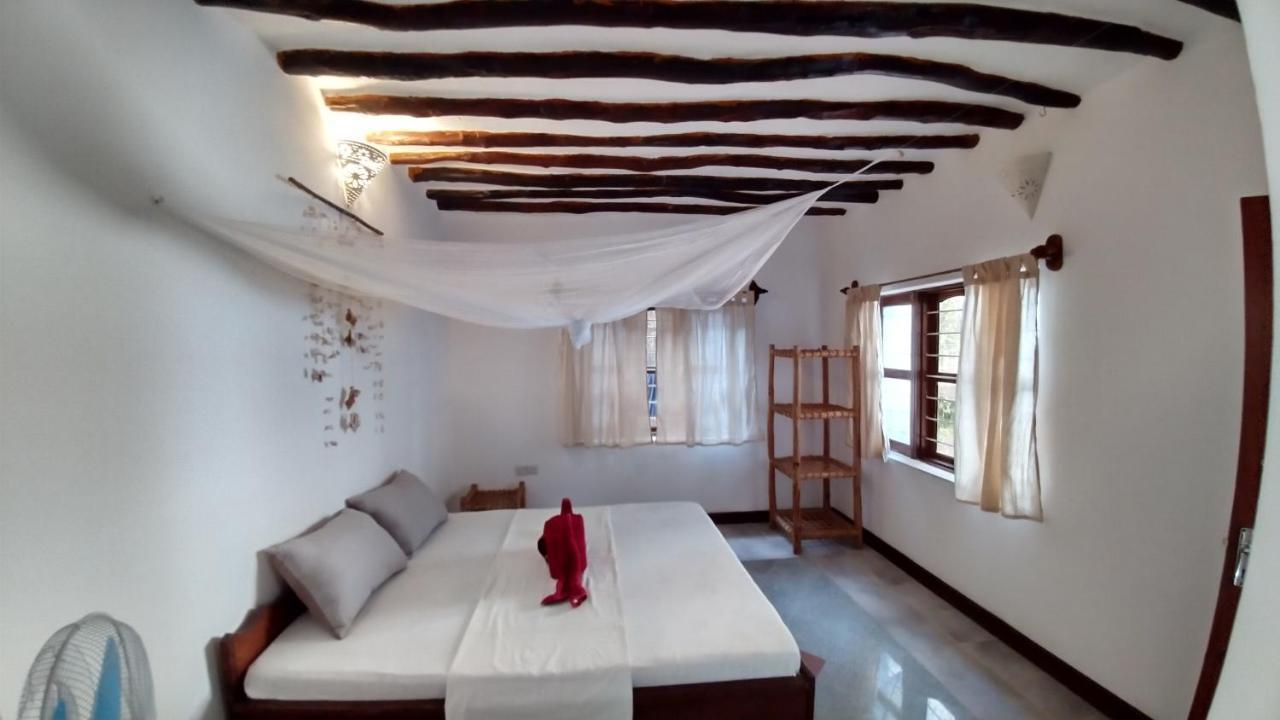 Wonderful Ocean Villa จัมเบียนี ภายนอก รูปภาพ