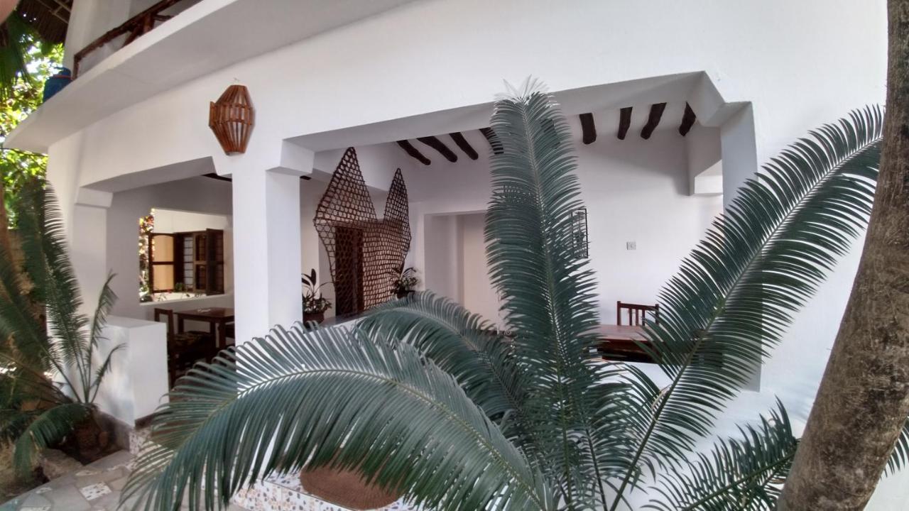 Wonderful Ocean Villa จัมเบียนี ภายนอก รูปภาพ