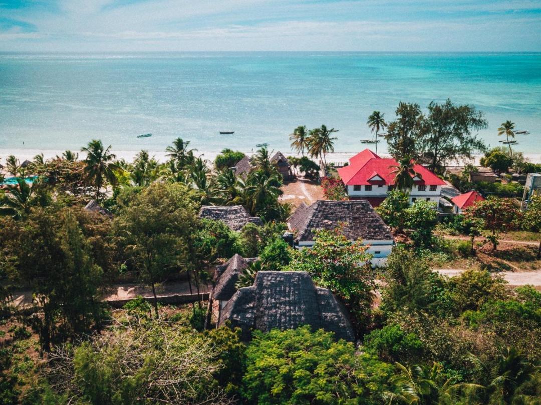 Wonderful Ocean Villa จัมเบียนี ภายนอก รูปภาพ
