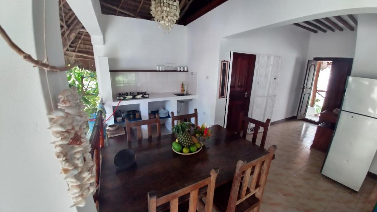 Wonderful Ocean Villa จัมเบียนี ภายนอก รูปภาพ